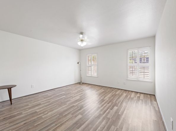 361 N Post Oak Lane 231, Houston TX 77024