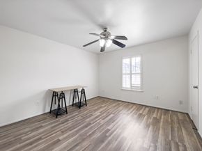 361 N Post Oak Lane 231, Houston TX 77024