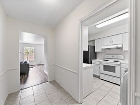 361 N Post Oak Lane 231, Houston TX 77024