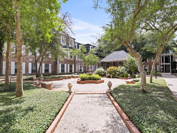 361 N Post Oak Lane 231, Houston TX 77024