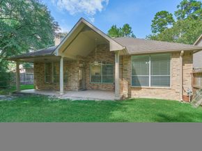 27 S Belfair Place, The Woodlands TX 77382