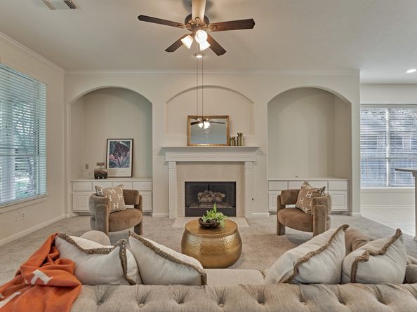 27 S Belfair Place, The Woodlands TX 77382