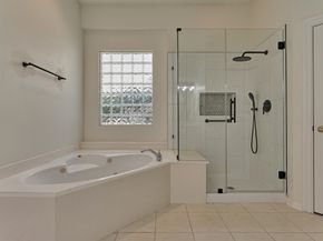 27 S Belfair Place, The Woodlands TX 77382