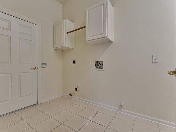 27 S Belfair Place, The Woodlands TX 77382