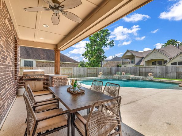 15706 Sandy Falls Court, Houston TX 77044