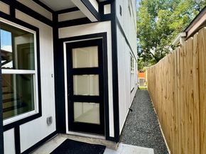 10232 Porto Rico Road, Houston TX 77041