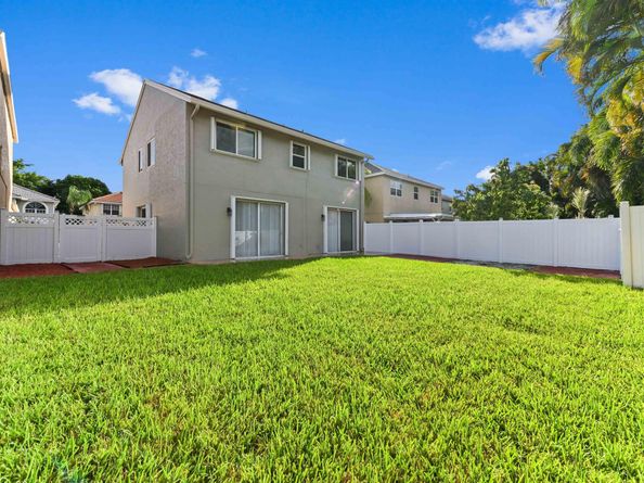 1078 Fairfax Circle W, Boynton Beach FL 33436
