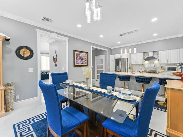 1078 Fairfax Circle W, Boynton Beach FL 33436