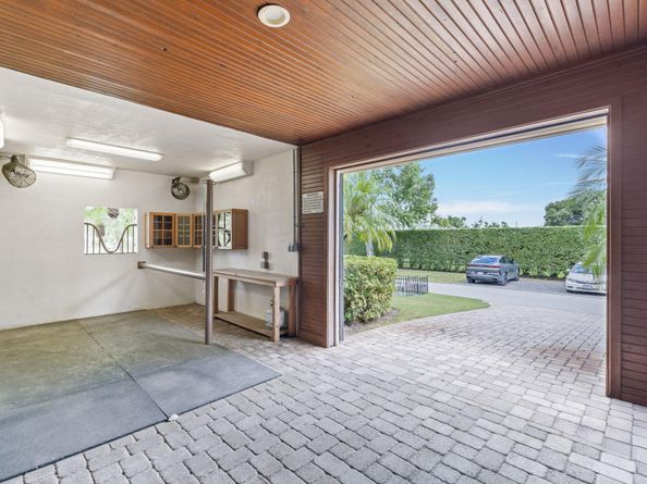 13320 52nd Place S, Wellington FL 33449