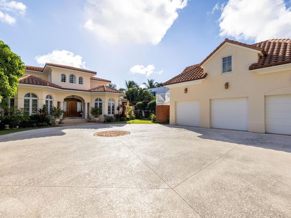 310 N Atlantic Drive, Lantana FL 33462