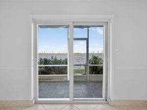 100 Doolen Court 102, North Palm Beach FL 33408