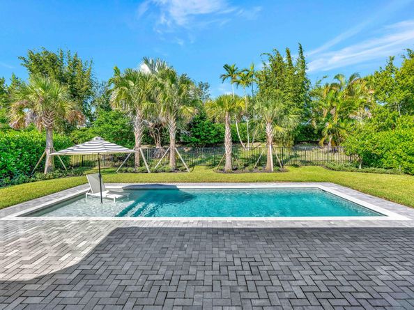 9264 Crestview Circle, Palm Beach Gardens FL 33412