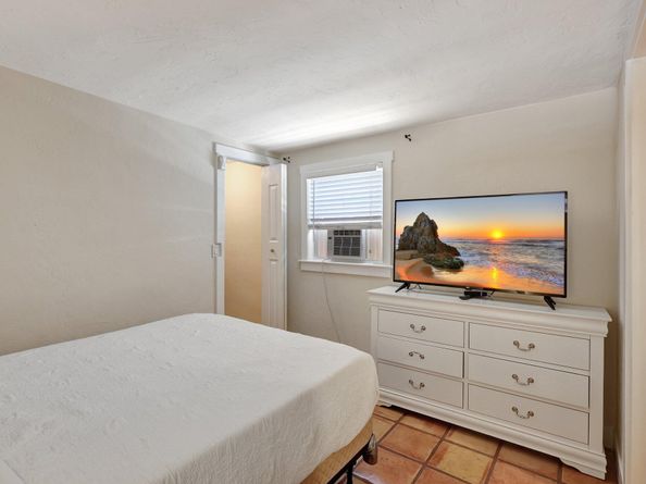 516-520 34th Street, West Palm Beach FL 33407