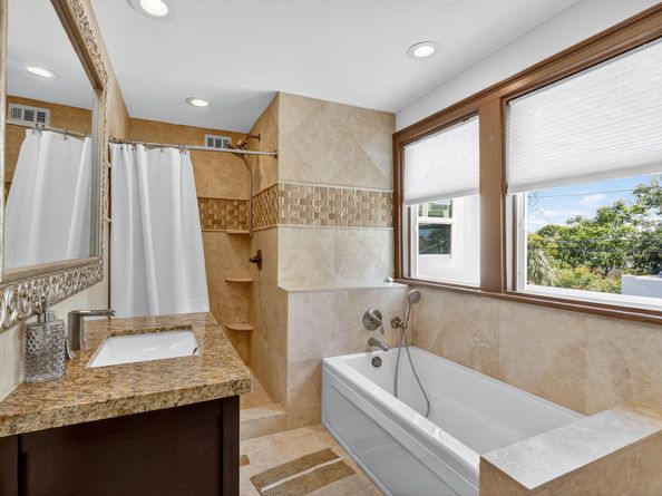 516-520 34th Street, West Palm Beach FL 33407