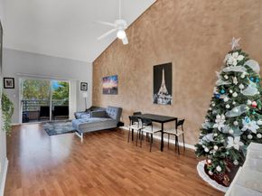 3413 NW 44th St 205, Lauderdale Lakes FL 33309