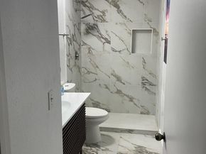 3413 NW 44th St 205, Lauderdale Lakes FL 33309