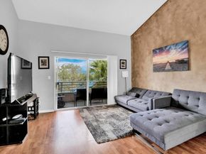 3413 NW 44th St 205, Lauderdale Lakes FL 33309