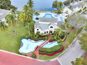 3413 NW 44th St 205, Lauderdale Lakes FL 33309