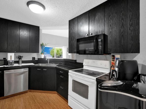 3413 NW 44th St 205, Lauderdale Lakes FL 33309