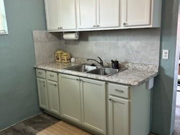 201 NW 7th Ter, Pompano Beach FL 33060