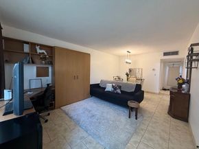 4331 NW 16th St D308, Lauderhill FL 33313