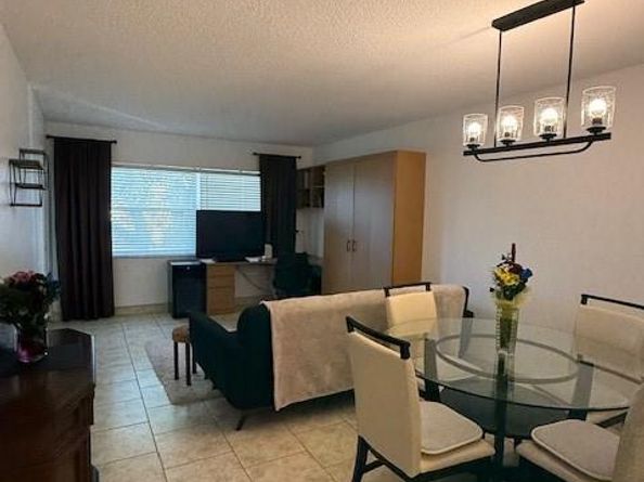 4331 NW 16th St D308, Lauderhill FL 33313