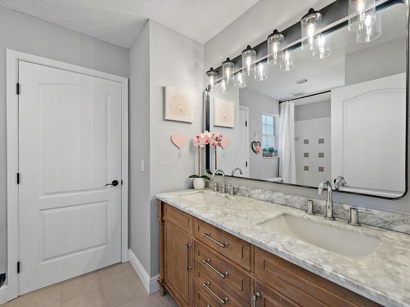 4 Via Angelico, Palm Beach Gardens FL 33418