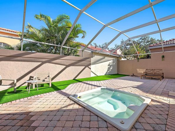 4 Via Angelico, Palm Beach Gardens FL 33418