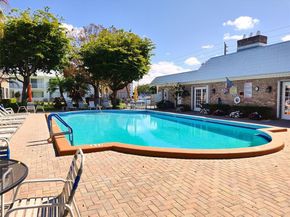 412 S Cypress Rd 222, Pompano Beach FL 33060