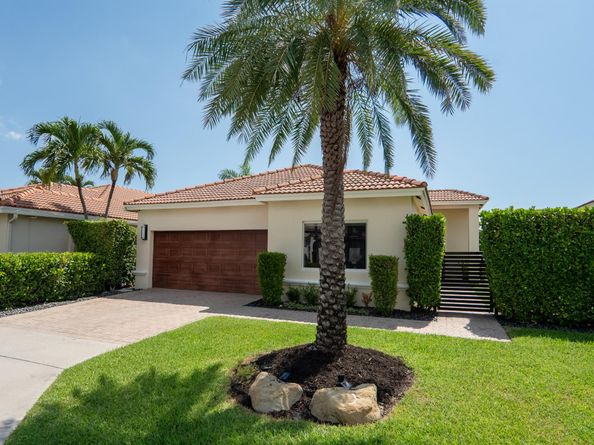 7110 NW Turtle Walk, Boca Raton FL 33487