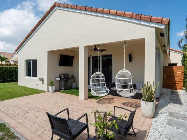 7110 NW Turtle Walk, Boca Raton FL 33487