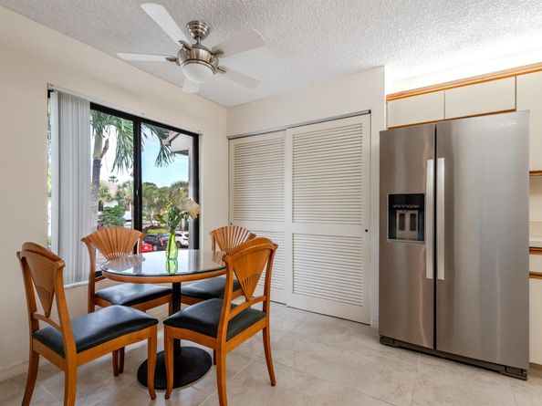 7485 Glendevon Lane 1107, Delray Beach FL 33446