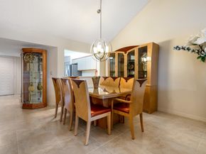 7485 Glendevon Lane 1107, Delray Beach FL 33446