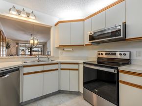 7485 Glendevon Lane 1107, Delray Beach FL 33446