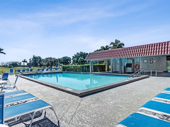 8900 Washington Blvd PH11, Hollywood FL 33025