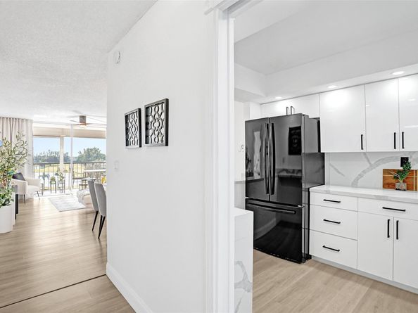 8900 Washington Blvd PH11, Hollywood FL 33025