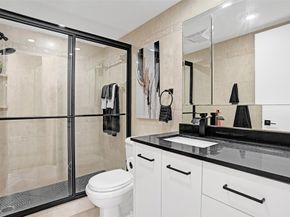 8900 Washington Blvd PH11, Hollywood FL 33025