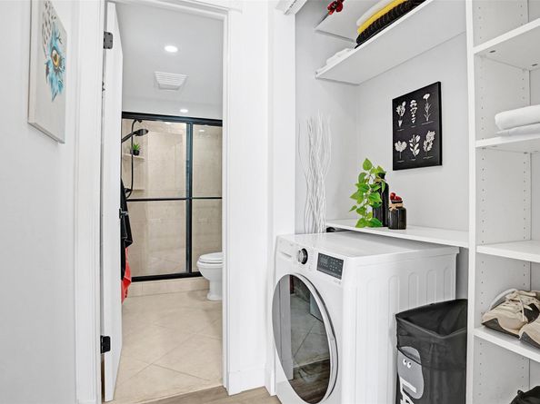 8900 Washington Blvd PH11, Hollywood FL 33025