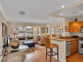 341 N Birch Rd 204, Fort Lauderdale FL 33304