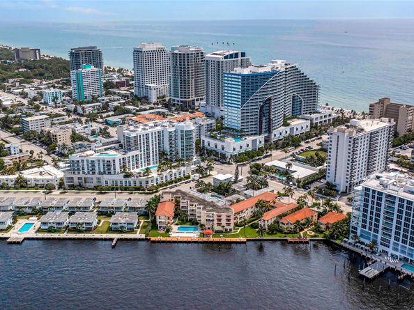 341 N Birch Rd 204, Fort Lauderdale FL 33304