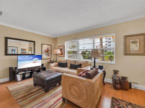 341 N Birch Rd 204, Fort Lauderdale FL 33304