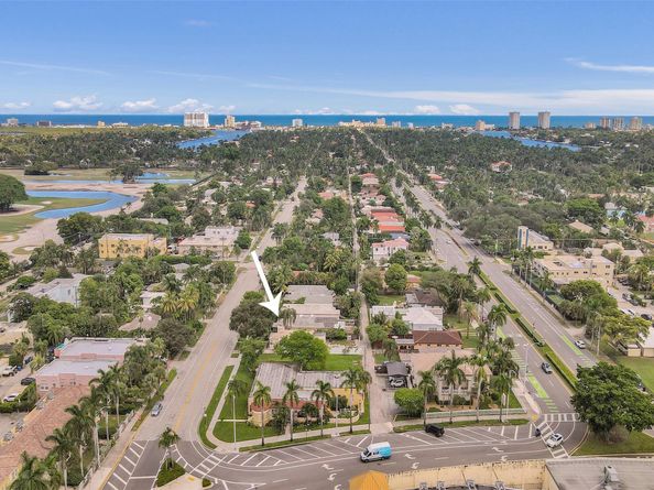 1626 Tyler St, Hollywood FL 33020