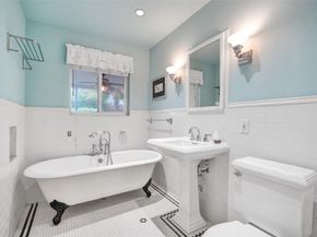 1626 Tyler St, Hollywood FL 33020