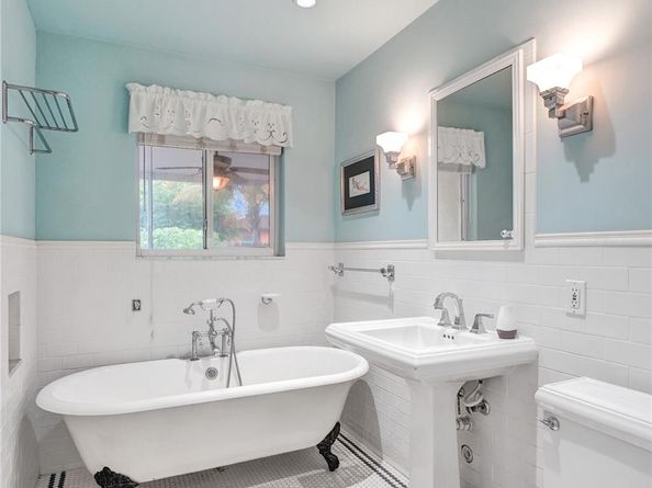 1626 Tyler St, Hollywood FL 33020