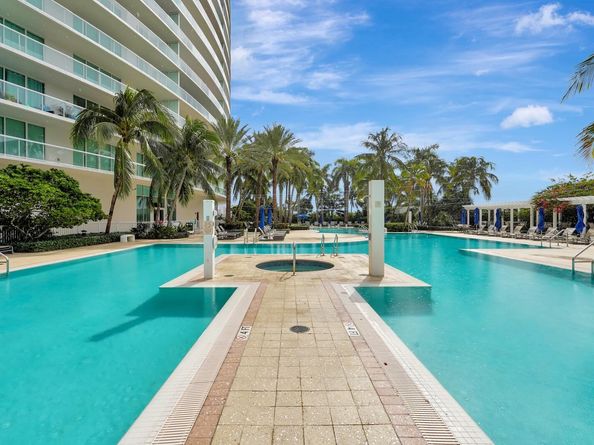 1 N Ocean Blvd 1512, Pompano Beach FL 33062