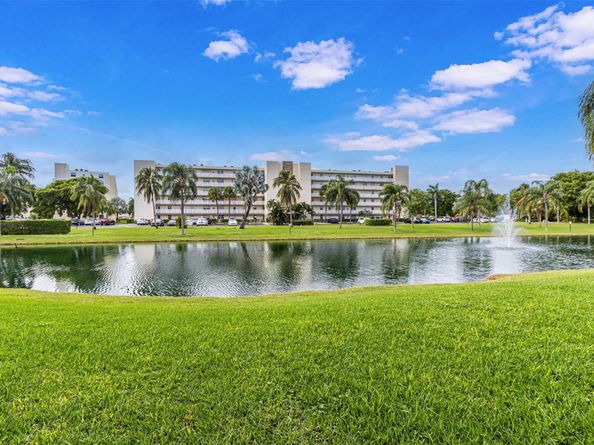 190 SE 5th Ave 108, Dania Beach FL 33004