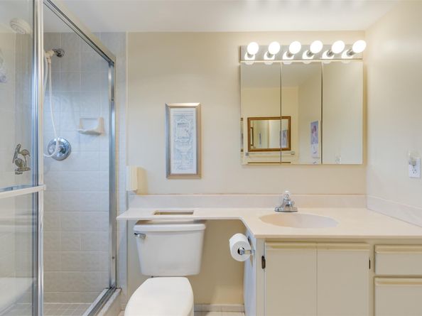 190 SE 5th Ave 108, Dania Beach FL 33004