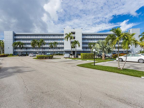 190 SE 5th Ave 108, Dania Beach FL 33004