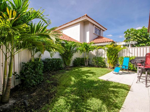 158 Eagleton Court, Palm Beach Gardens FL 33418