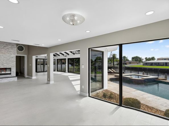 491 SE 15th Avenue, Pompano Beach FL 33060